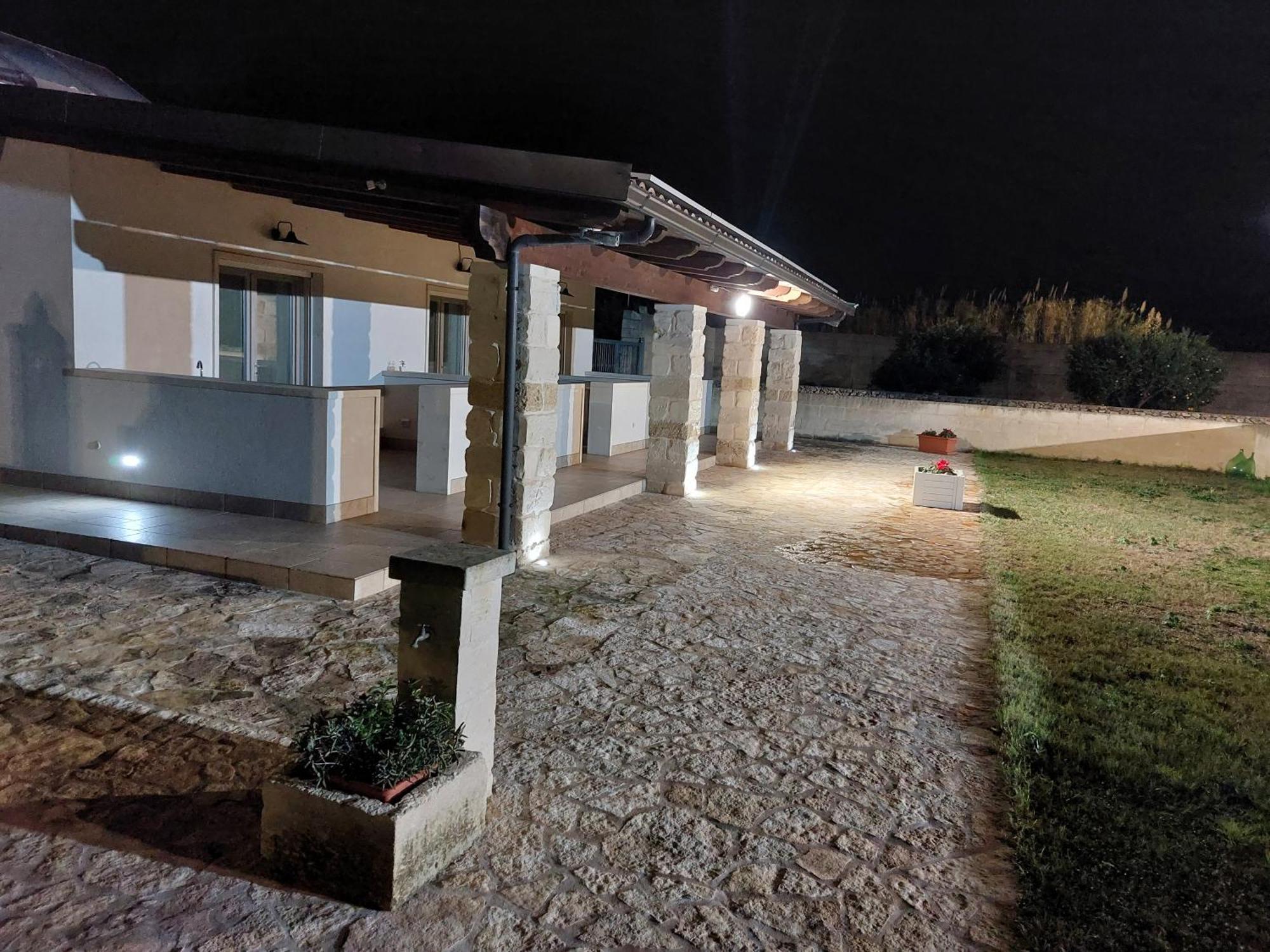 L'Aira Ecchia - Ospitalita Rurale Villa Лече Екстериор снимка